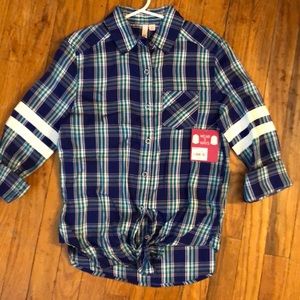 So plaid button down